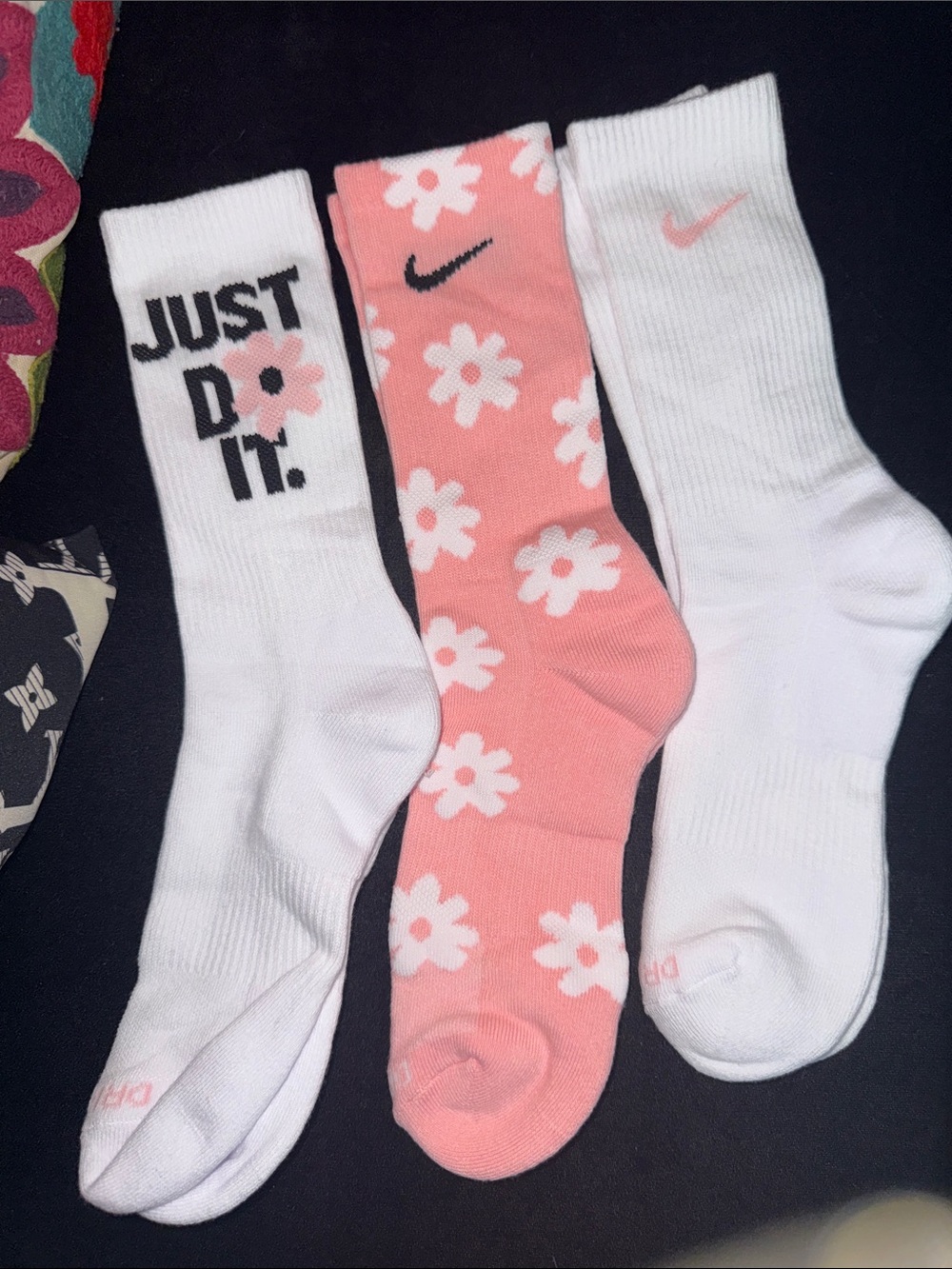 Nike Women's White & Pink Floral Crew Socks - 3 Pack